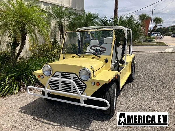 Yellow Mokee 4 Passenger Golf Cart affordable golf cart rental, golf cart rent isle of palms golf cart rental